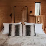 Dziki - Na Drzewach Appartement Miłomłyn